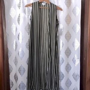 LuLa Roe Joy Boho Duster Vest Size XS